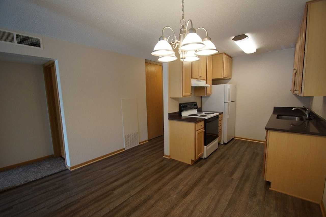 Larpenteur Estates 1280, LLC - Photo 7 of 14