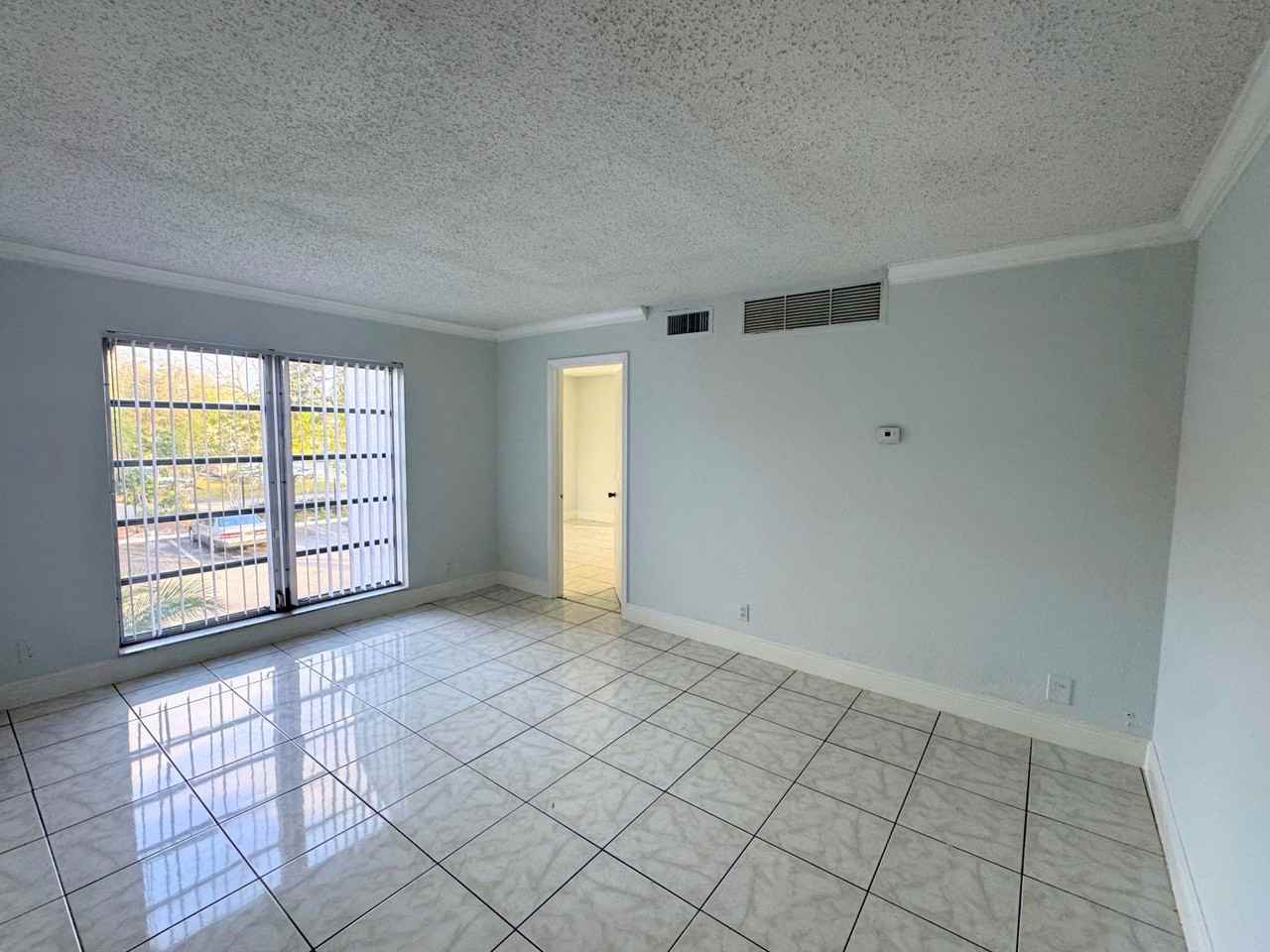 4443 Treehouse Ln #20H - Photo 4 of 13