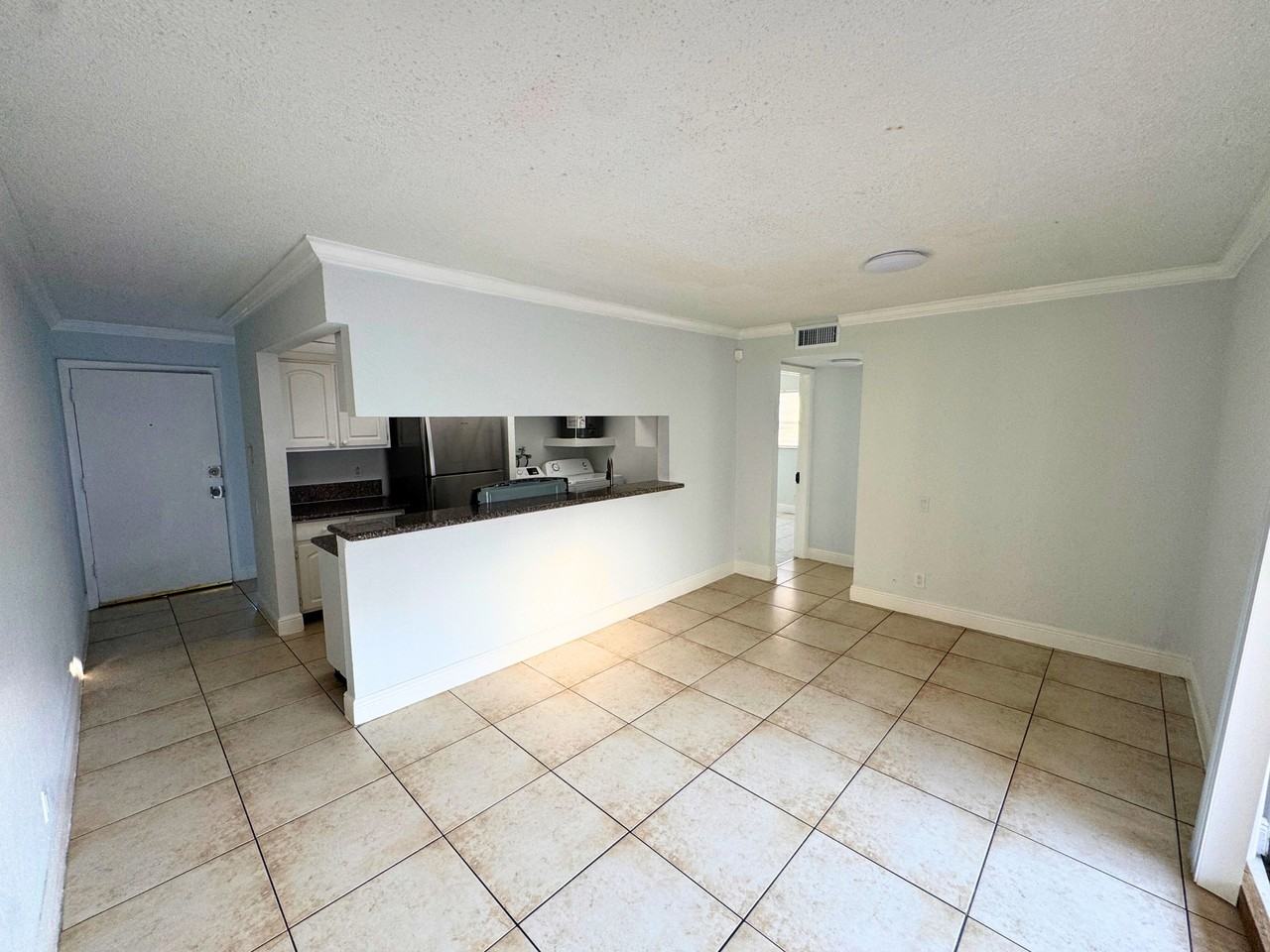 4443 Treehouse Ln #20H - Photo 5 of 15