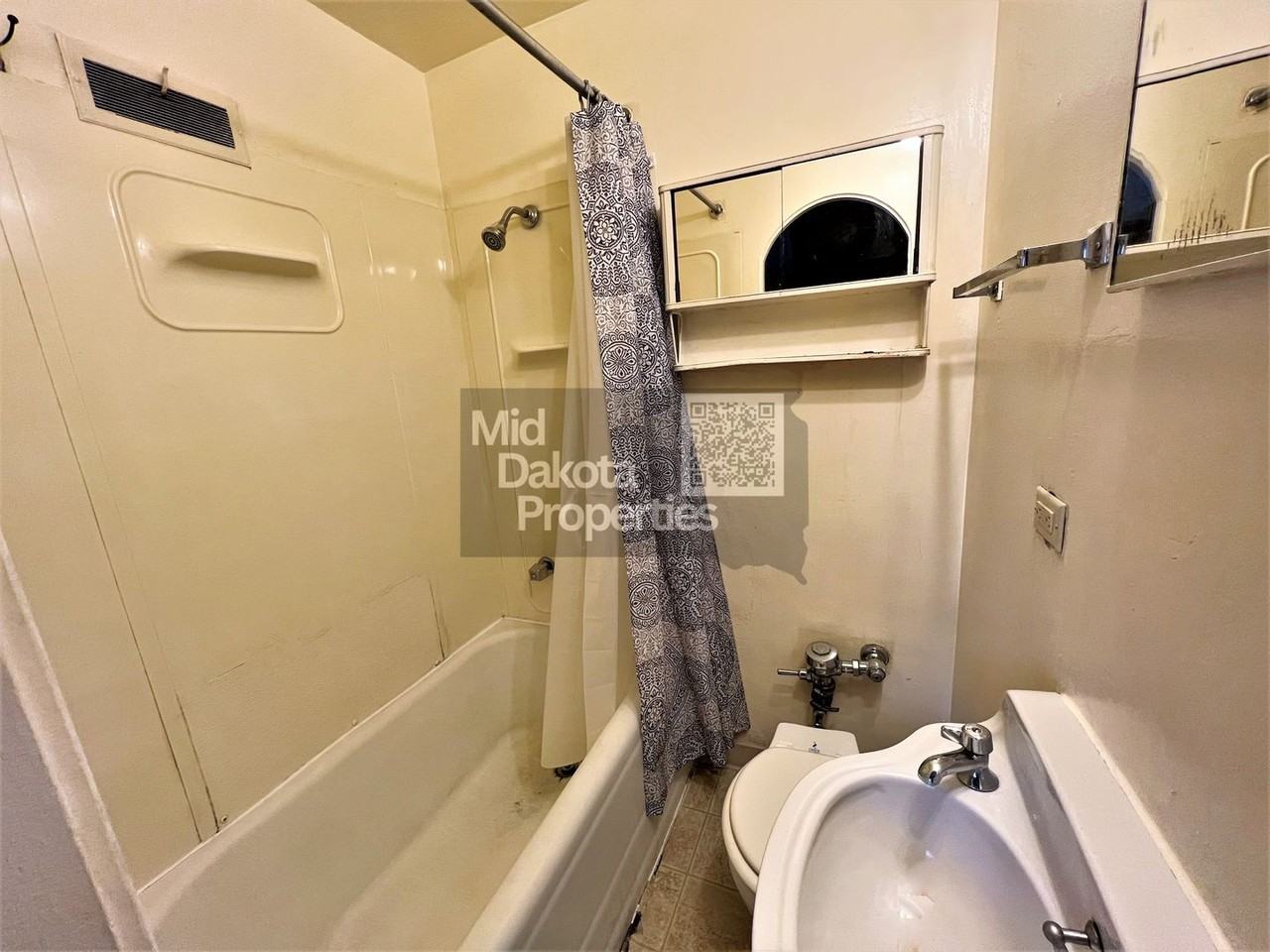 Kuchera Building - Photo 7 of 7