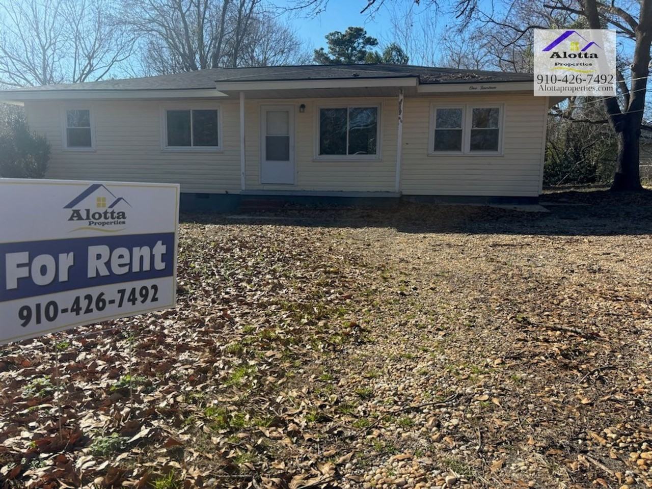 114 Leona Ave - Photo 2 of 11