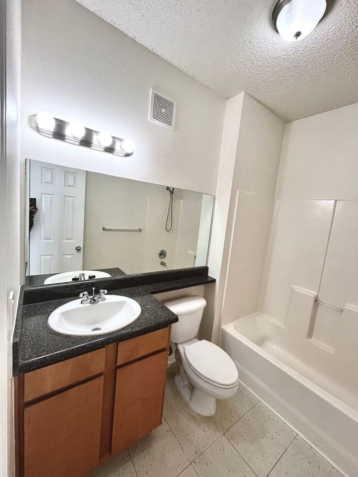 2200 Classen Blvd #2-2124 - Photo 3 of 21