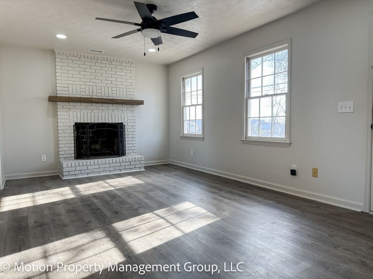 1330 Hillcrest Dr - Photo 2 of 21