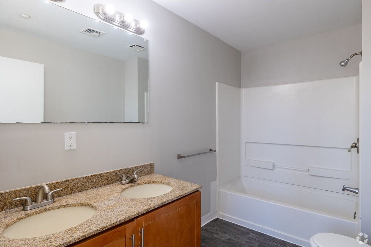 Market View Place - Photo 7 of 8