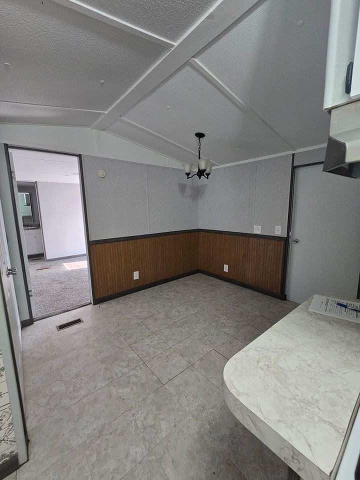 2509 Mallard Creek Dr - Photo 6 of 11