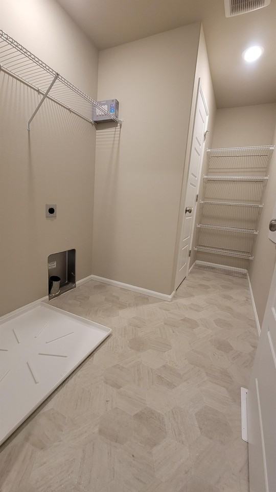 7926 34th Pl Ne - Photo 6 of 25