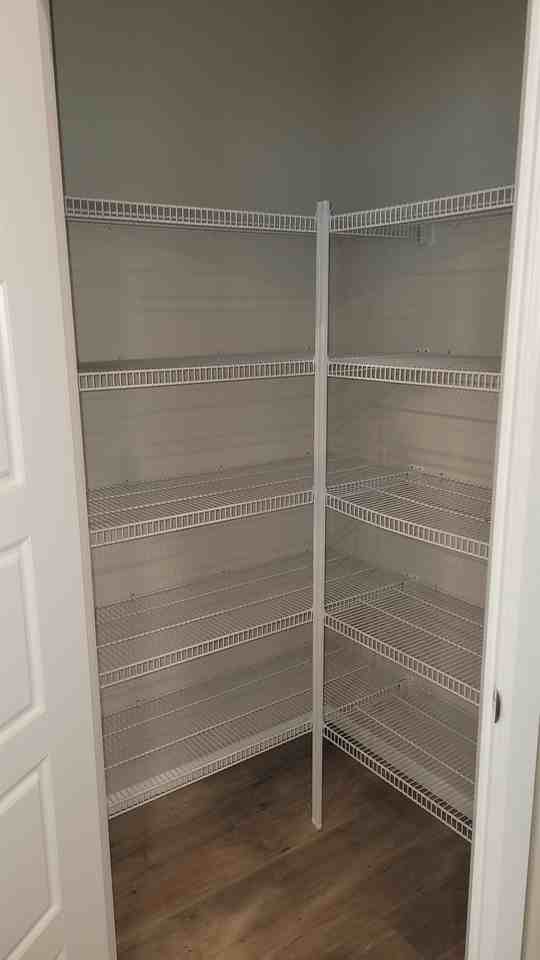 7926 34th Pl Ne - Photo 4 of 25