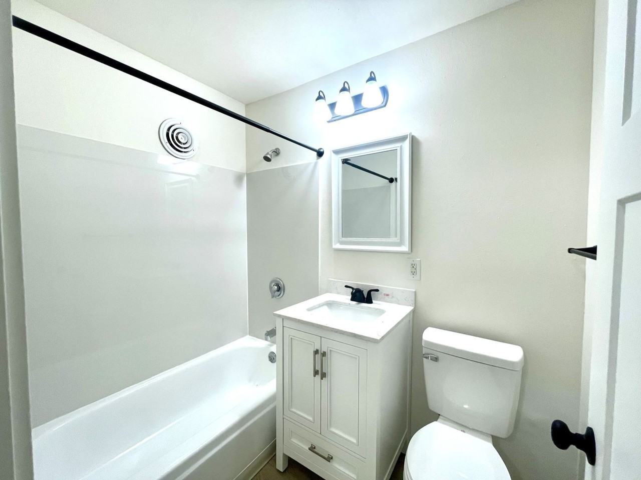 Crestview - Photo 2 of 13