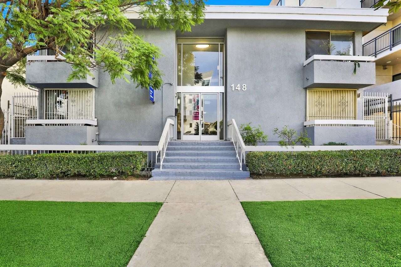 Occidental Apartments - Photo 6 of 19