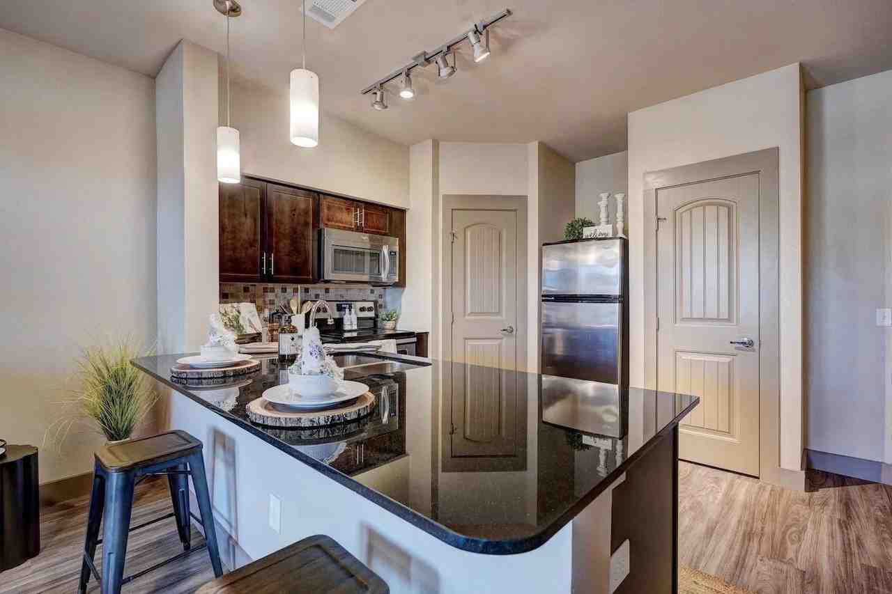 The Edge at Midtown - Photo 5 of 14