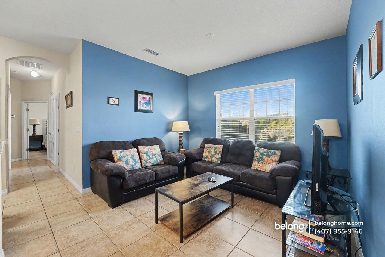 2835 Oakwater Dr - Photo 5 of 16