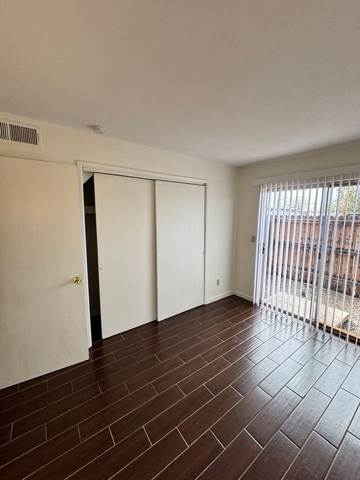 1140 N Tucson Blvd - Photo 3 of 8