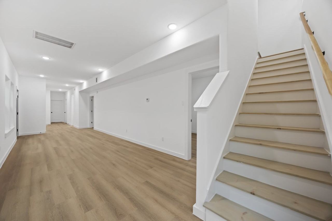 8120 De Priest St #A - Photo 7 of 23