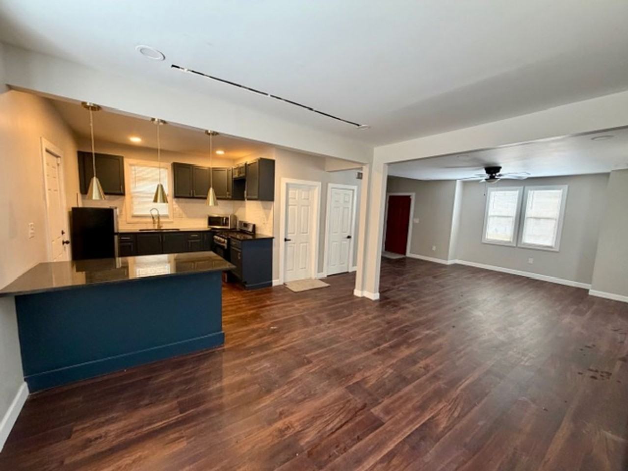 3916 Bewick St - Photo 5 of 23