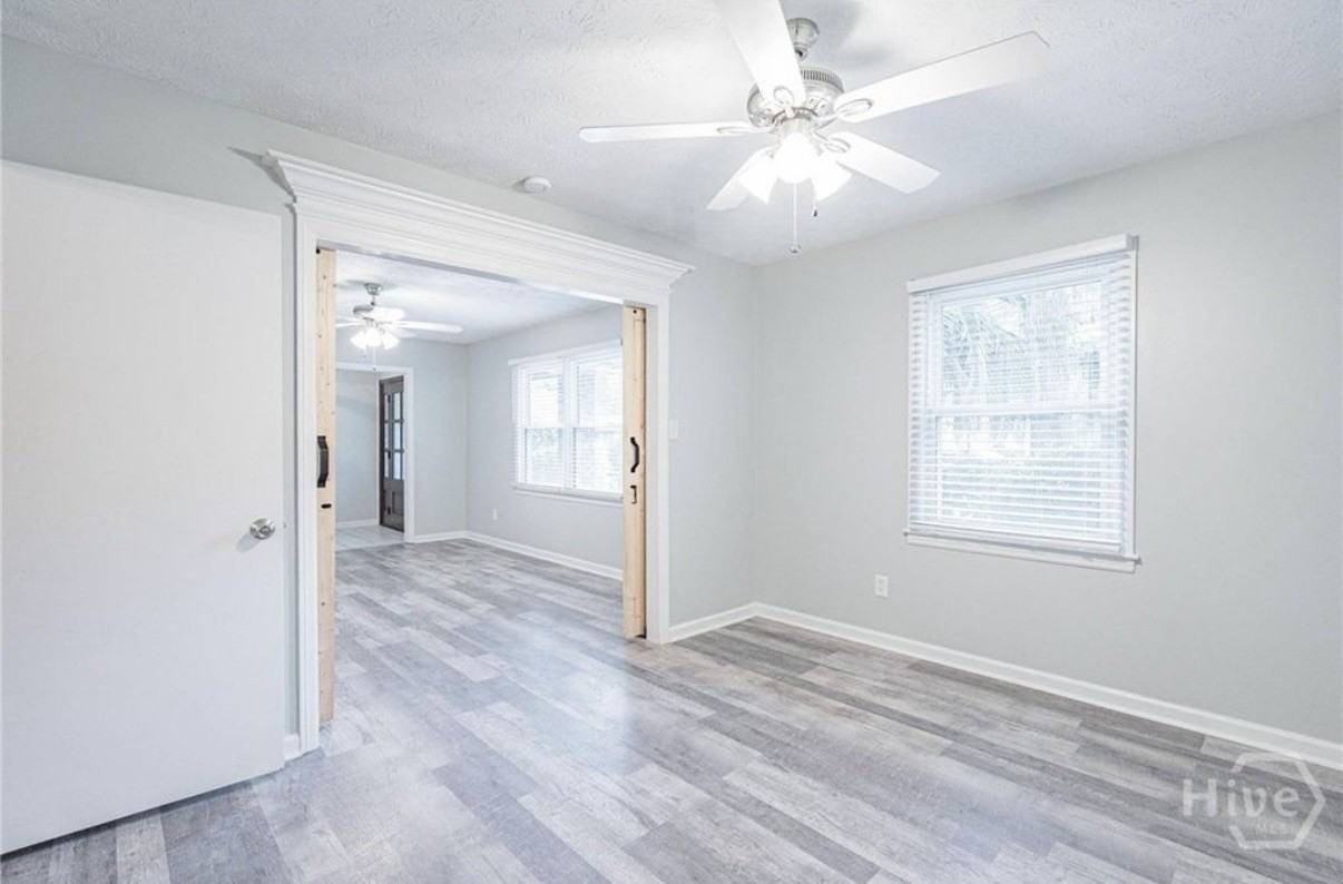 10 Barrington Cir - Photo 4 of 22