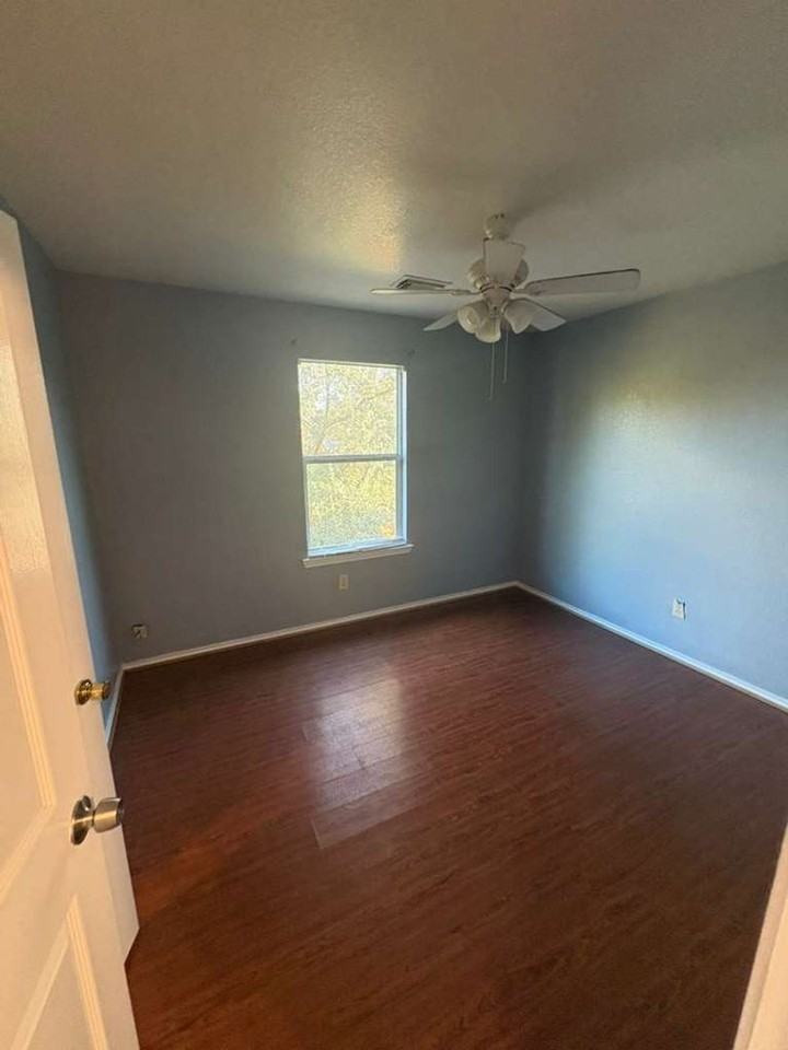 13238 Gatton Park Dr - Photo 2 of 18