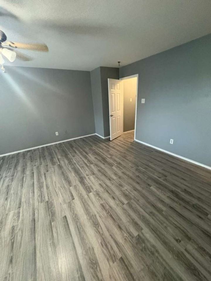 13238 Gatton Park Dr - Photo 3 of 18