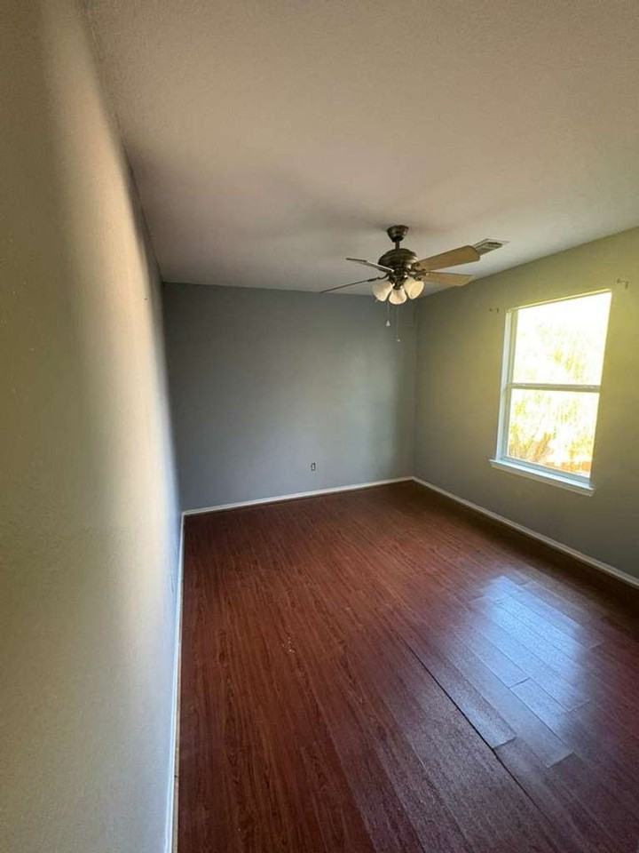 13238 Gatton Park Dr - Photo 5 of 18