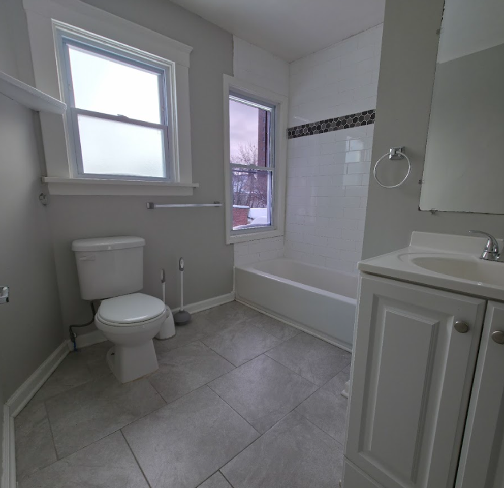 1625 Lakewood Ave - Photo 6 of 16