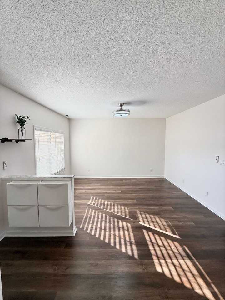 3840 Goforth Dr - Photo 3 of 16