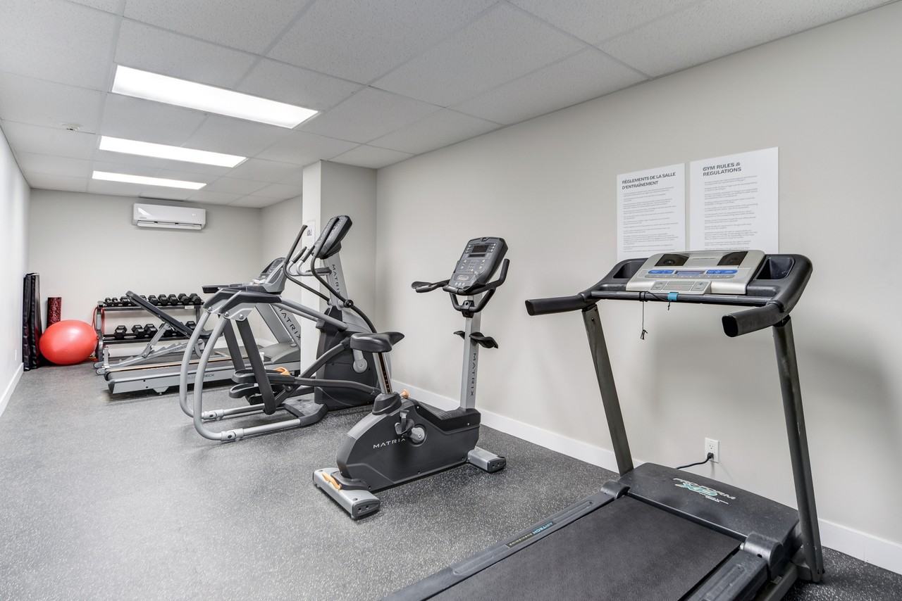 5500 Borden Avenue - Photo 7 of 50