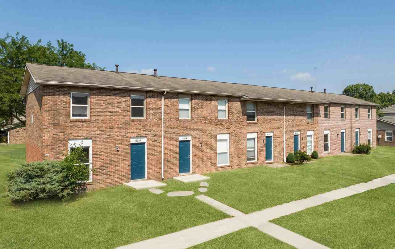 River Pointe - Photo 2 of 11