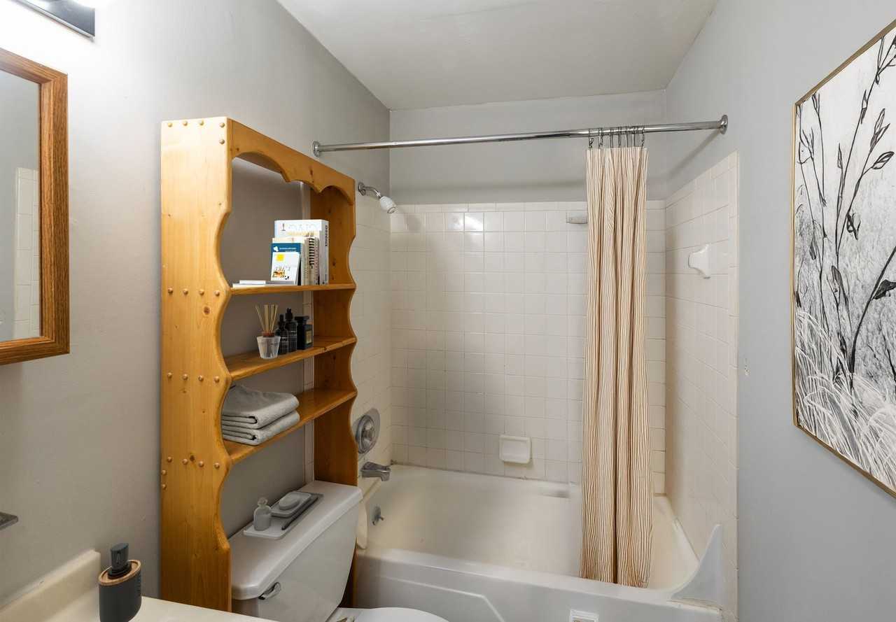 River Pointe - Photo 7 of 11