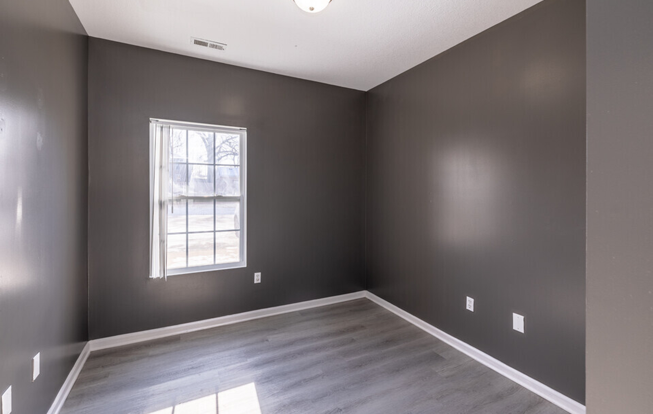 Bluffton Park Apartments - Photo 4 of 7