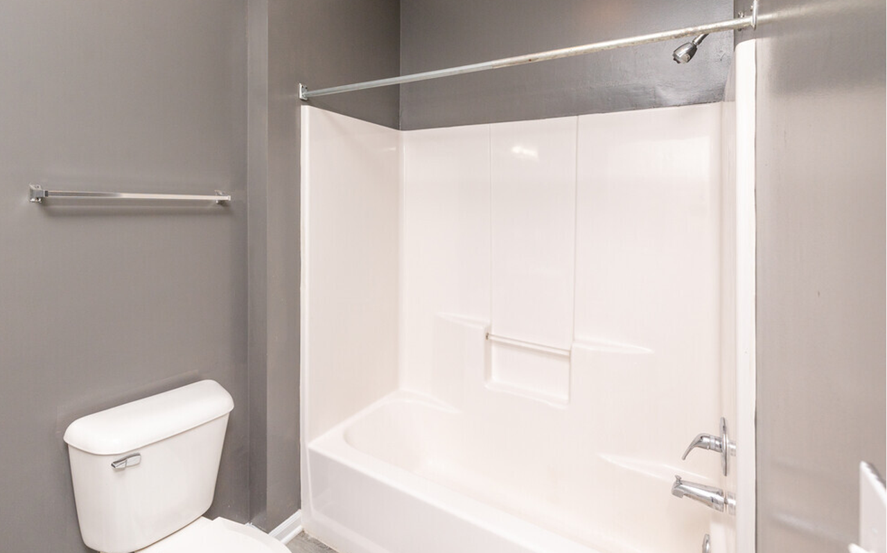 Bluffton Park Apartments - Photo 5 of 7