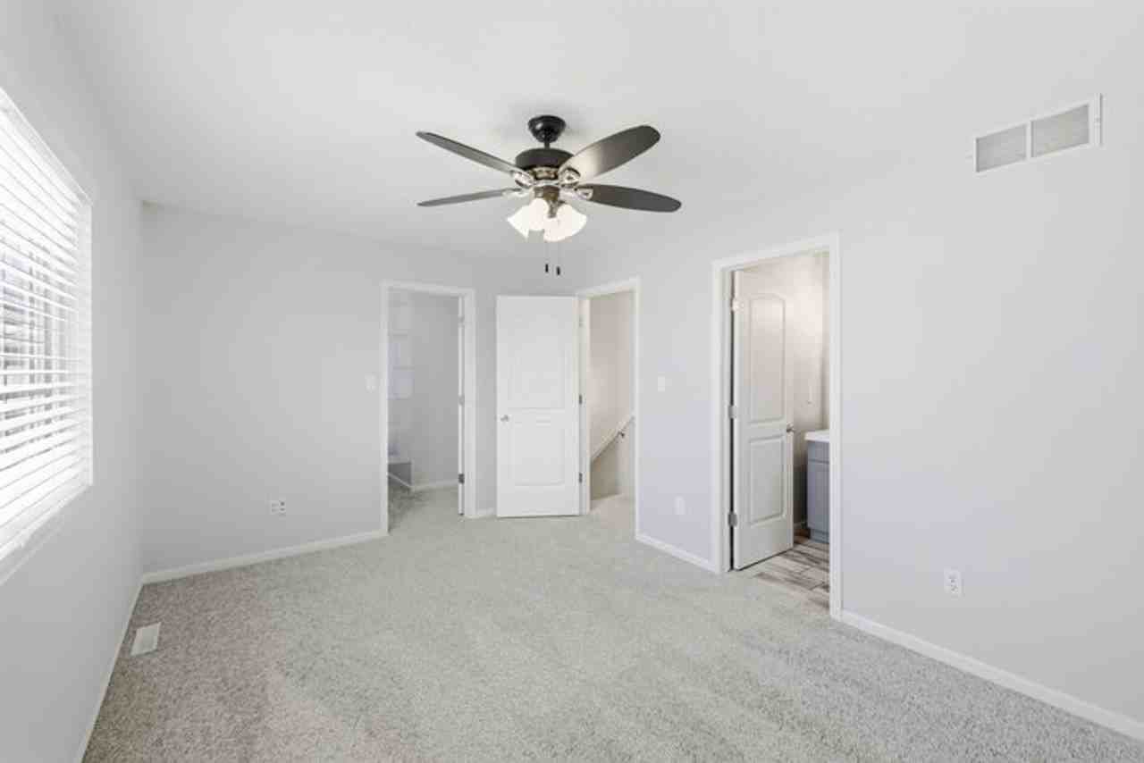 4025 Se 25th St - Photo 7 of 24