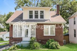 featured image of 9104 Delphine Ave