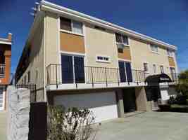 featured image of 456 W 11th St