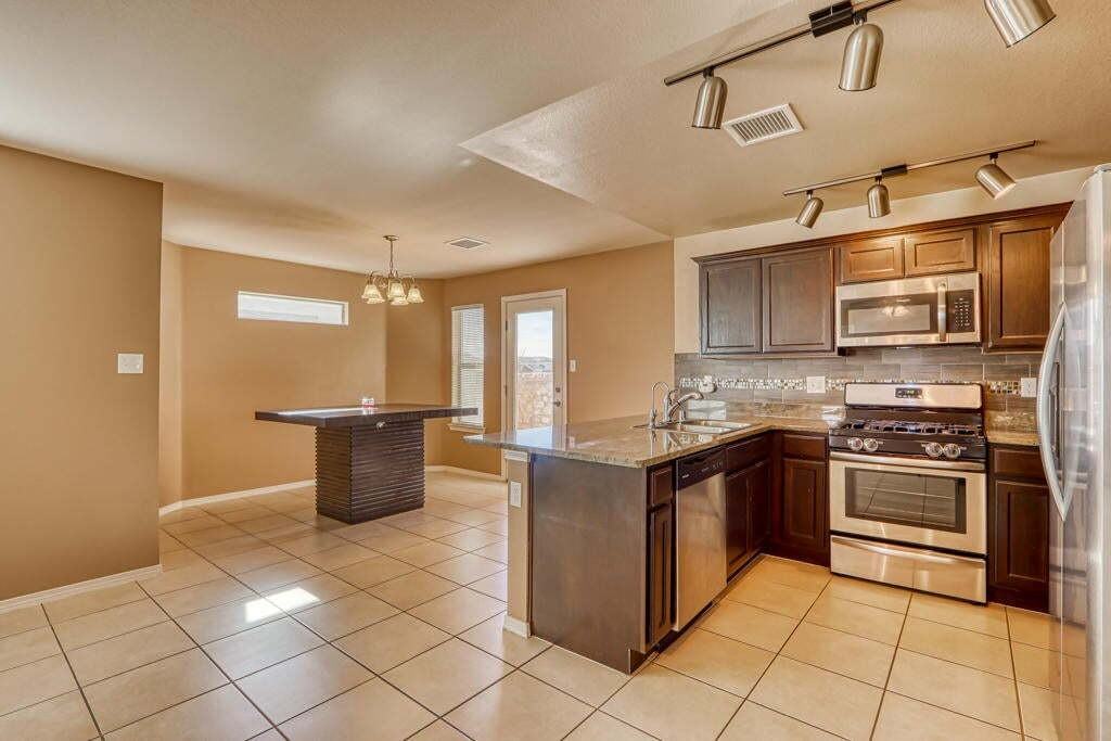 3217 Willie Cager Pl - Photo 4 of 25