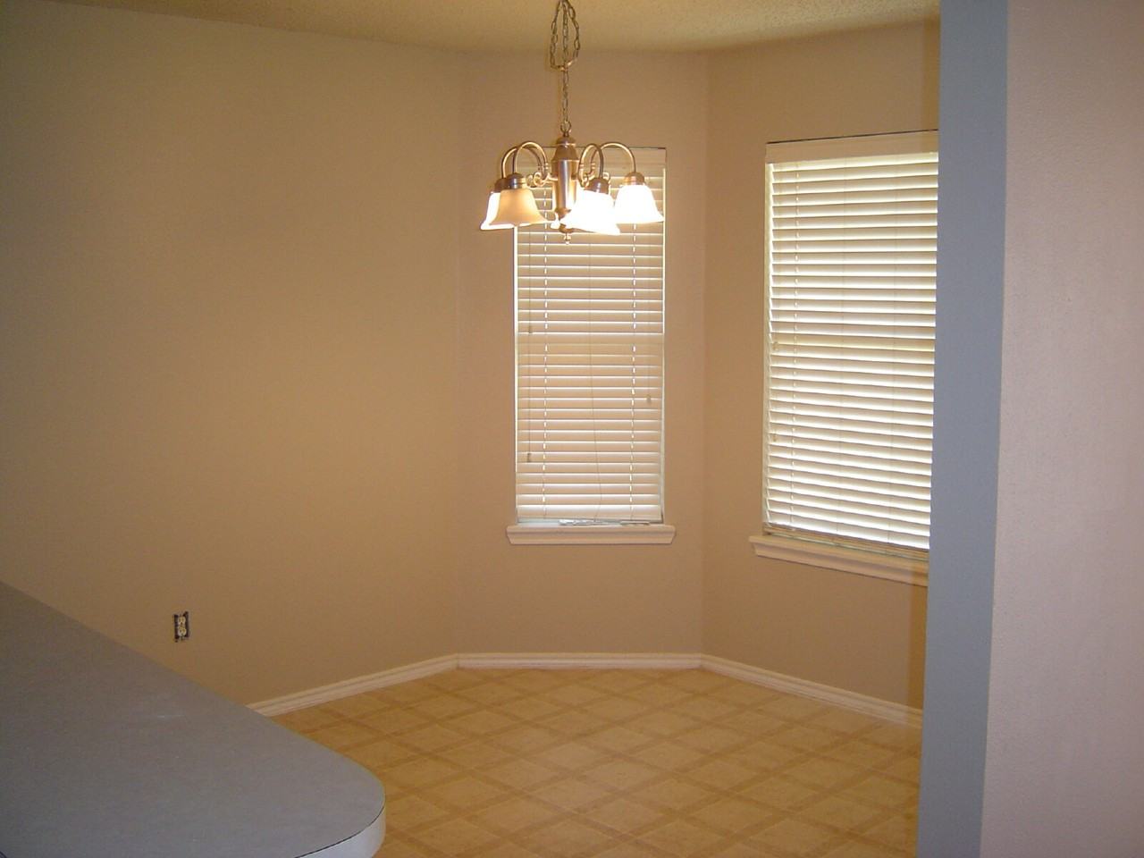 6542 86th St - Photo 2 of 13