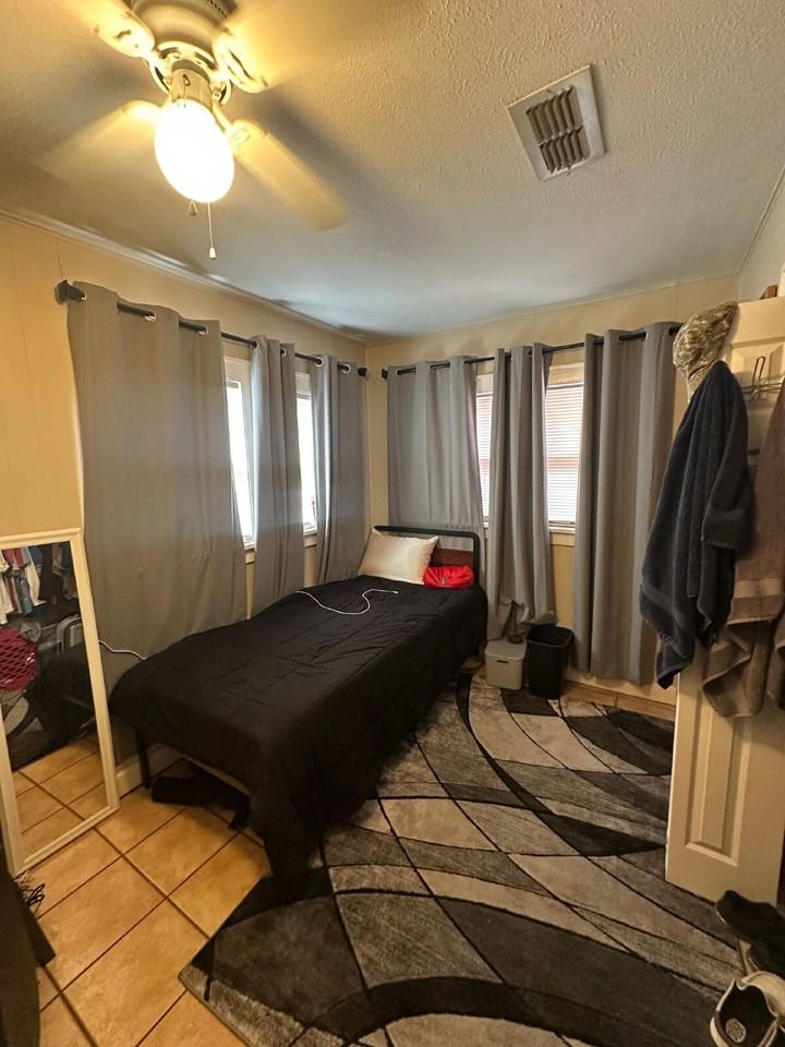 3009 20th St - Photo 6 of 14