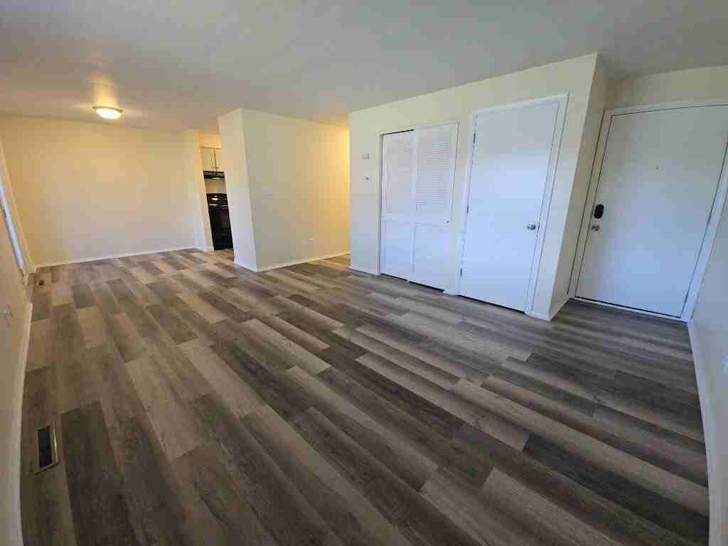 1005 E Pearl St Apt B - Photo 4 of 14