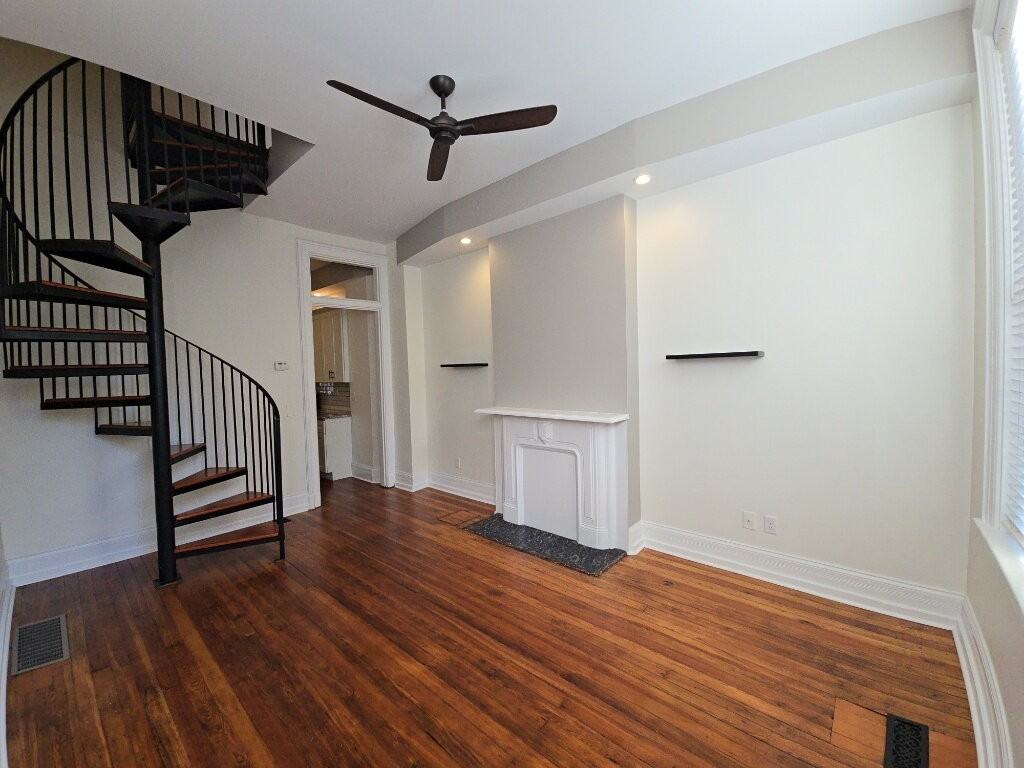 322 Mulberry St - Photo 4 of 17