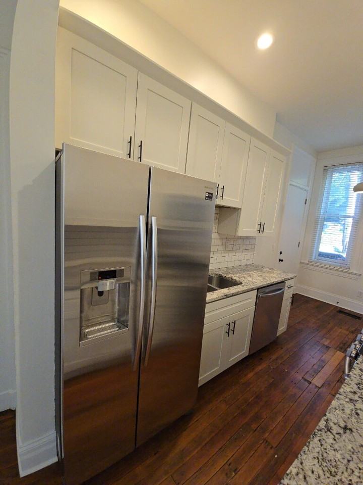 322 Mulberry St - Photo 7 of 17