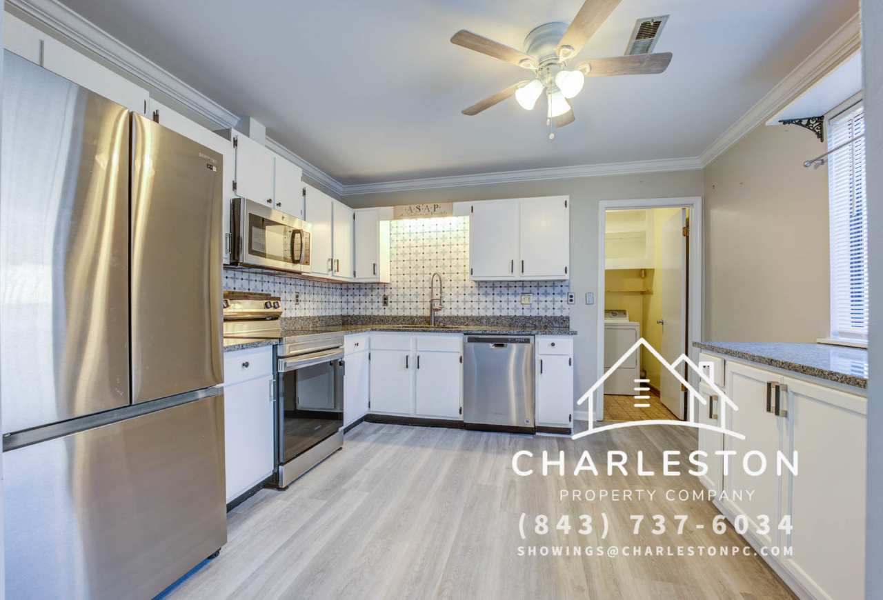 8042 Nova Ct - Photo 6 of 27