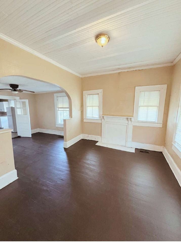 738 Liberty St #730 - Photo 5 of 20