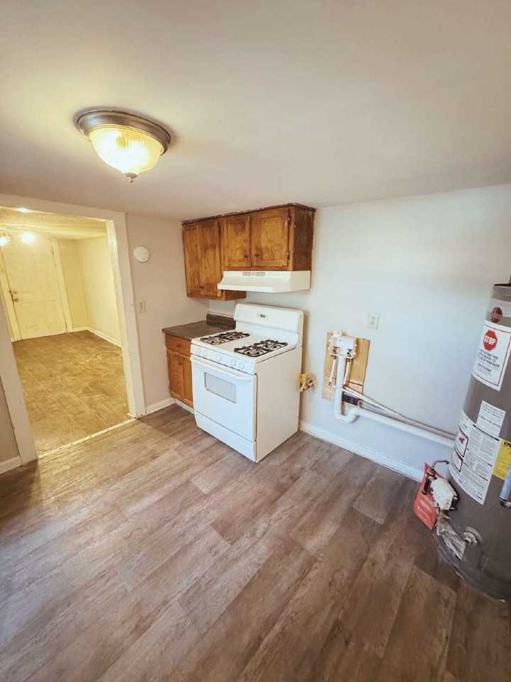 738 Liberty St #730 - Photo 6 of 20