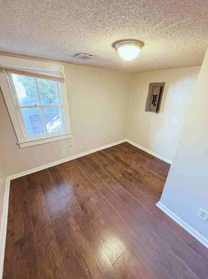 738 Liberty St #730 - Photo 7 of 20