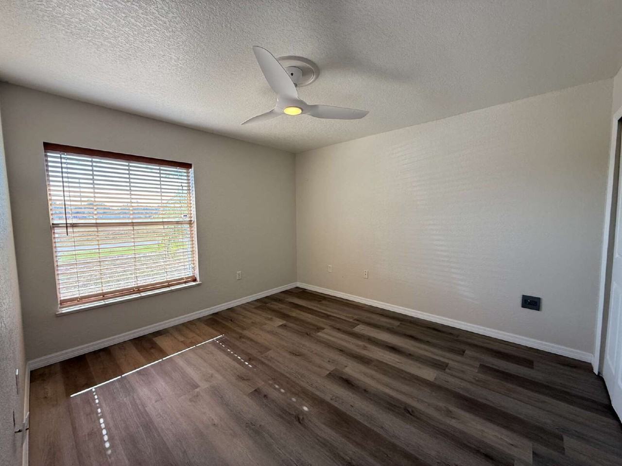 8275 Conzumel Ln - Photo 4 of 26