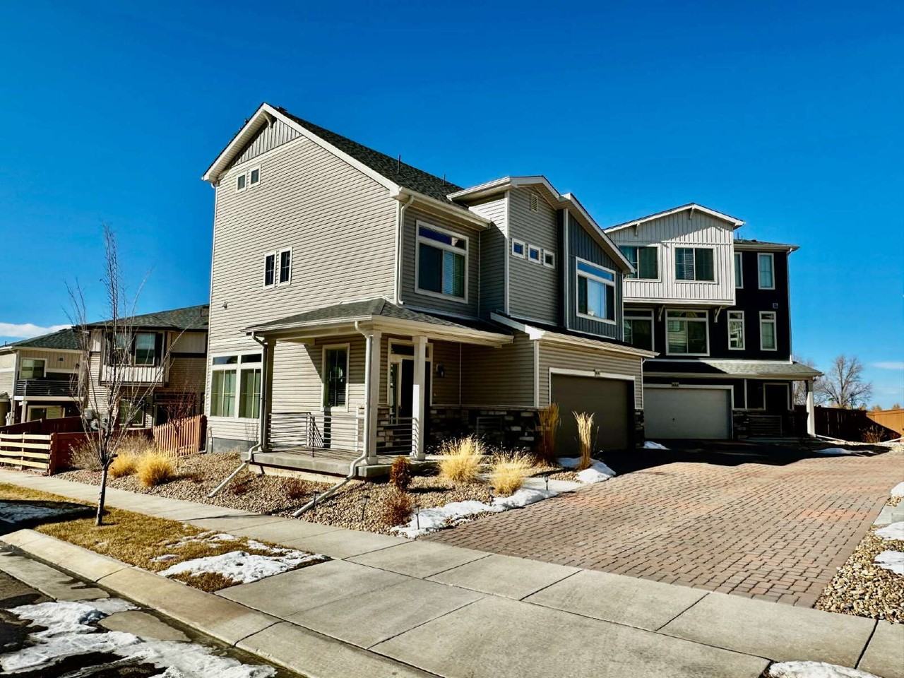 16311 E 111th Dr - Photo 2 of 44