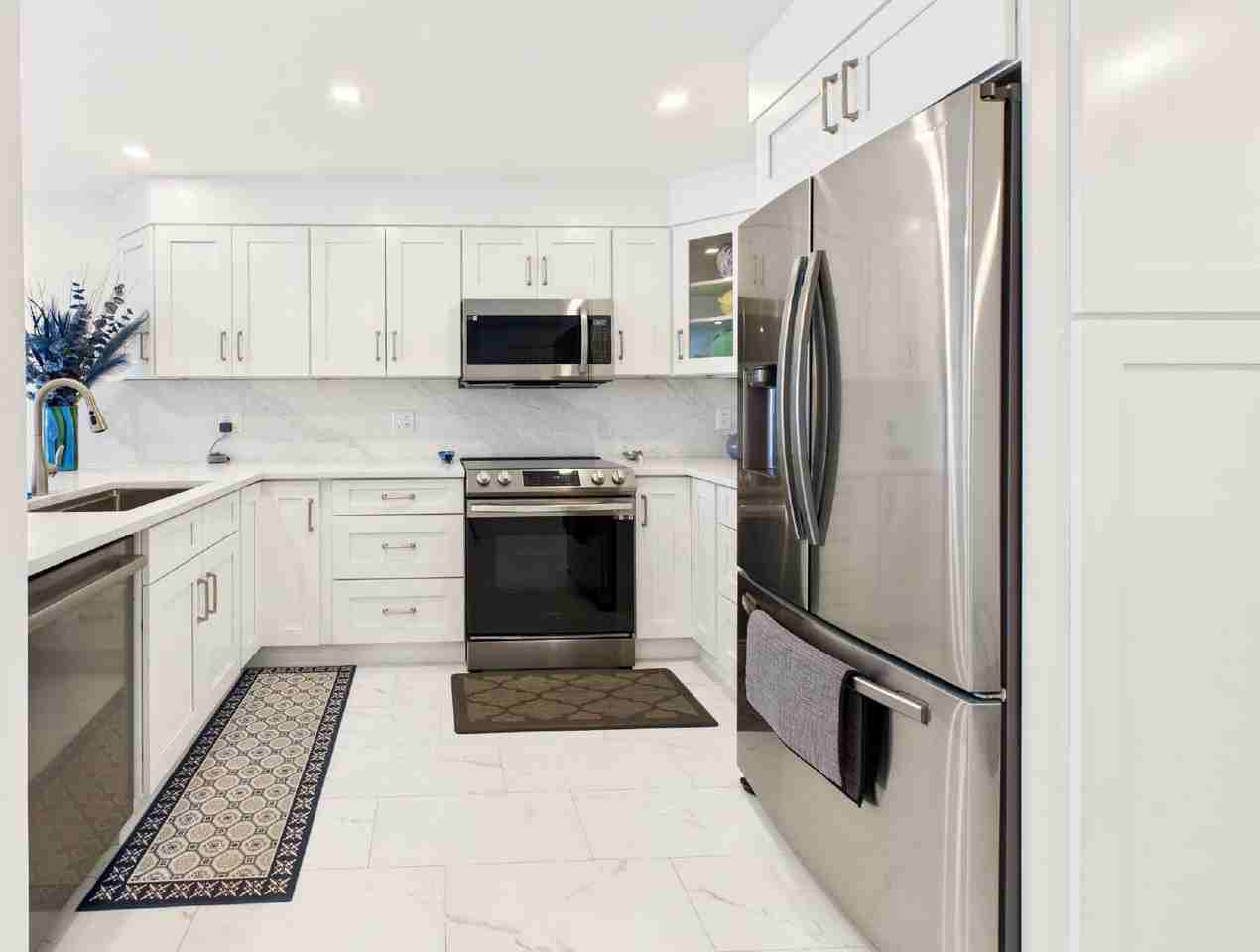 25870 Hickory Blvd - Photo 2 of 31