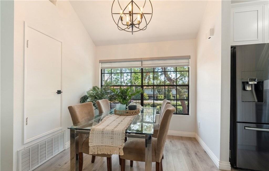 2528 W Macarthur Blvd - Photo 6 of 14