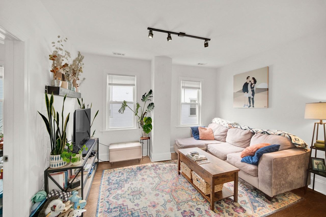 Marshfield Apartments - Photo 7 of 41