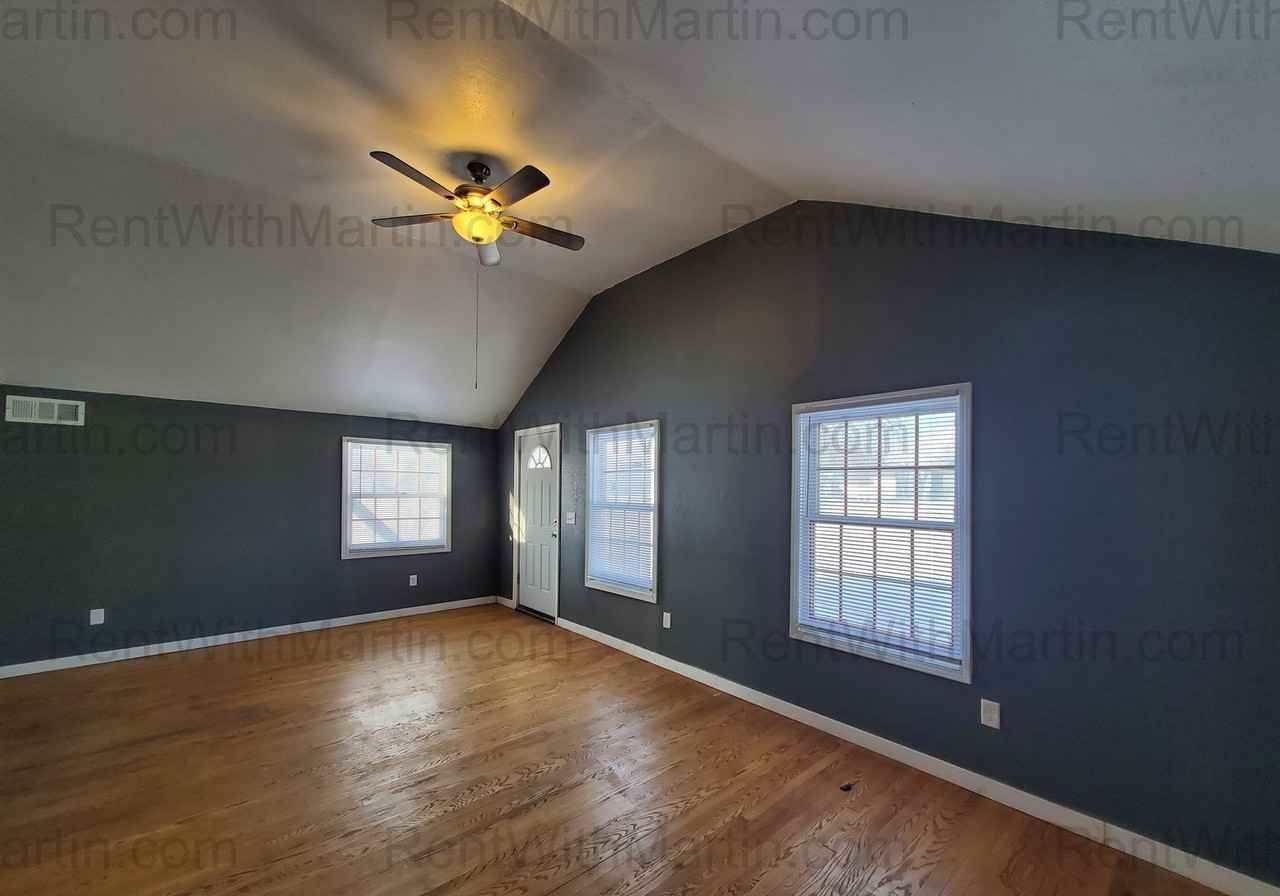 812 E End Ave - Photo 5 of 14