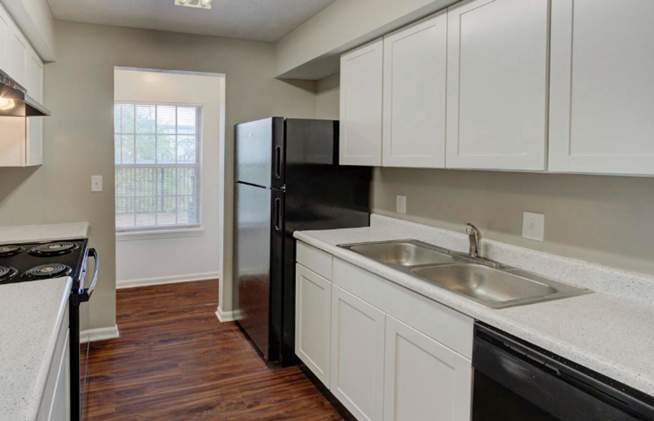 The Reserve at Franklin Glenn - Photo 6 of 19