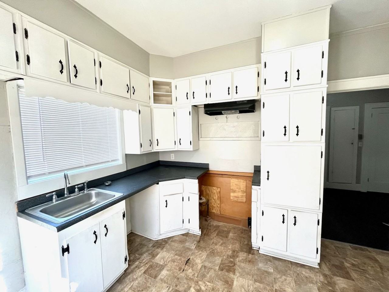 632 Oakland Ave - Photo 6 of 16